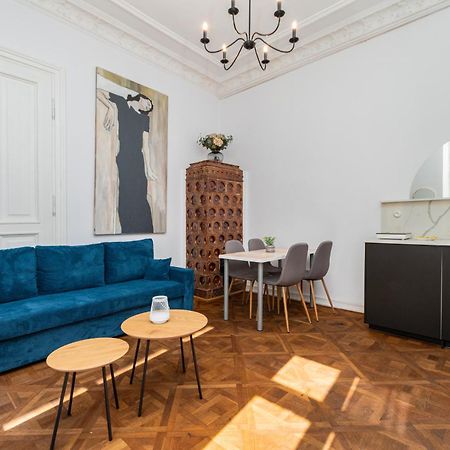 Nowogrodzka 44 By Homeprime Varsovie Extérieur photo